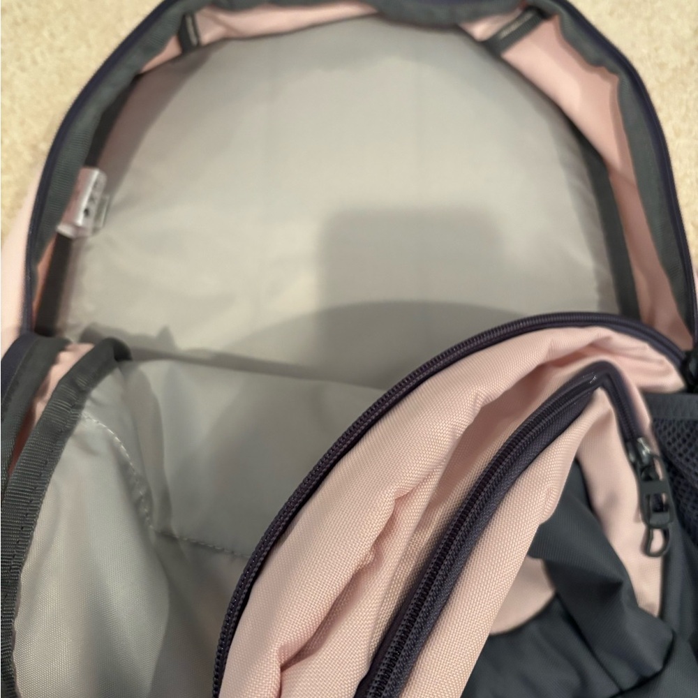 NWT Adidas Journal 2 Backpack 17'‎ Sandy Pink and Onix Grey - Picture 4 of 6